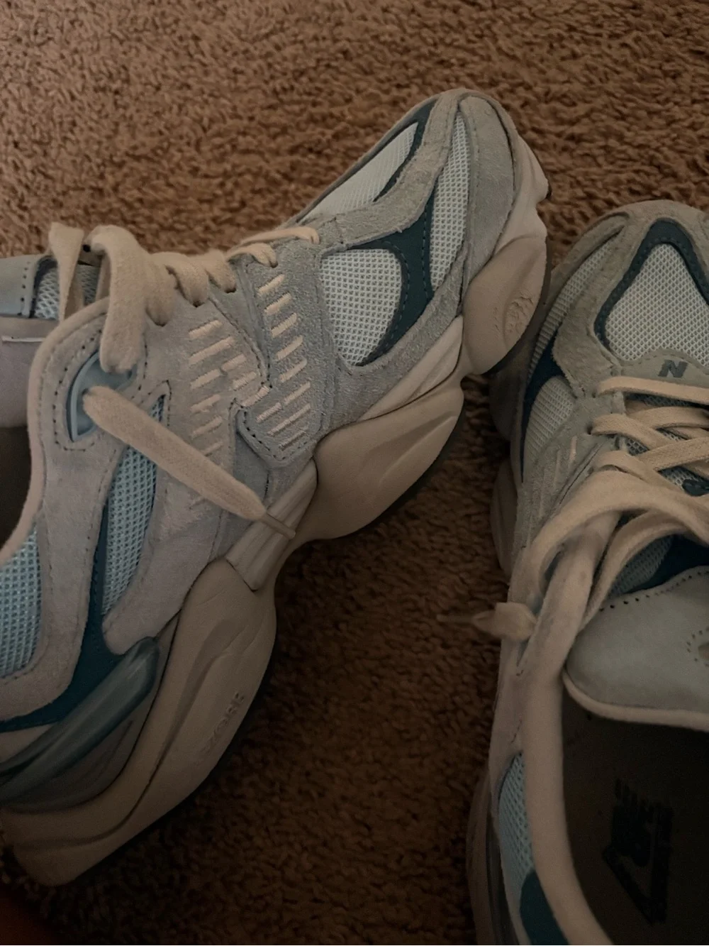 New Balance Pale Blue & Teal Runner Sneakers